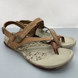 Merrell Women's Sandals in Tan and Brown